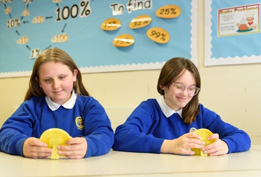 Cwmtawe pupils in a maths lesson